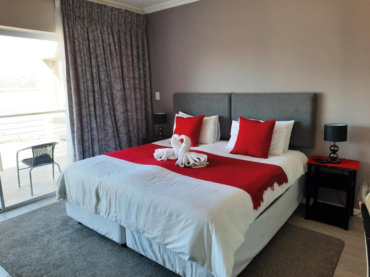Phoenix Lodge And Waterside Accommodation Knysna Ngoại thất bức ảnh