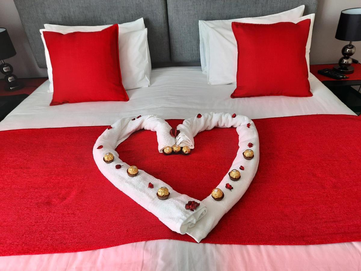 Phoenix Lodge And Waterside Accommodation Knysna Ngoại thất bức ảnh