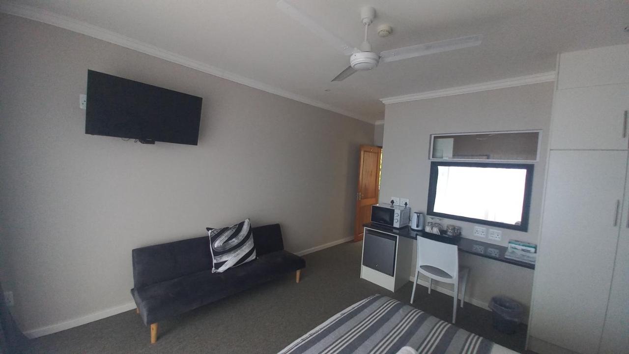 Phoenix Lodge And Waterside Accommodation Knysna Ngoại thất bức ảnh
