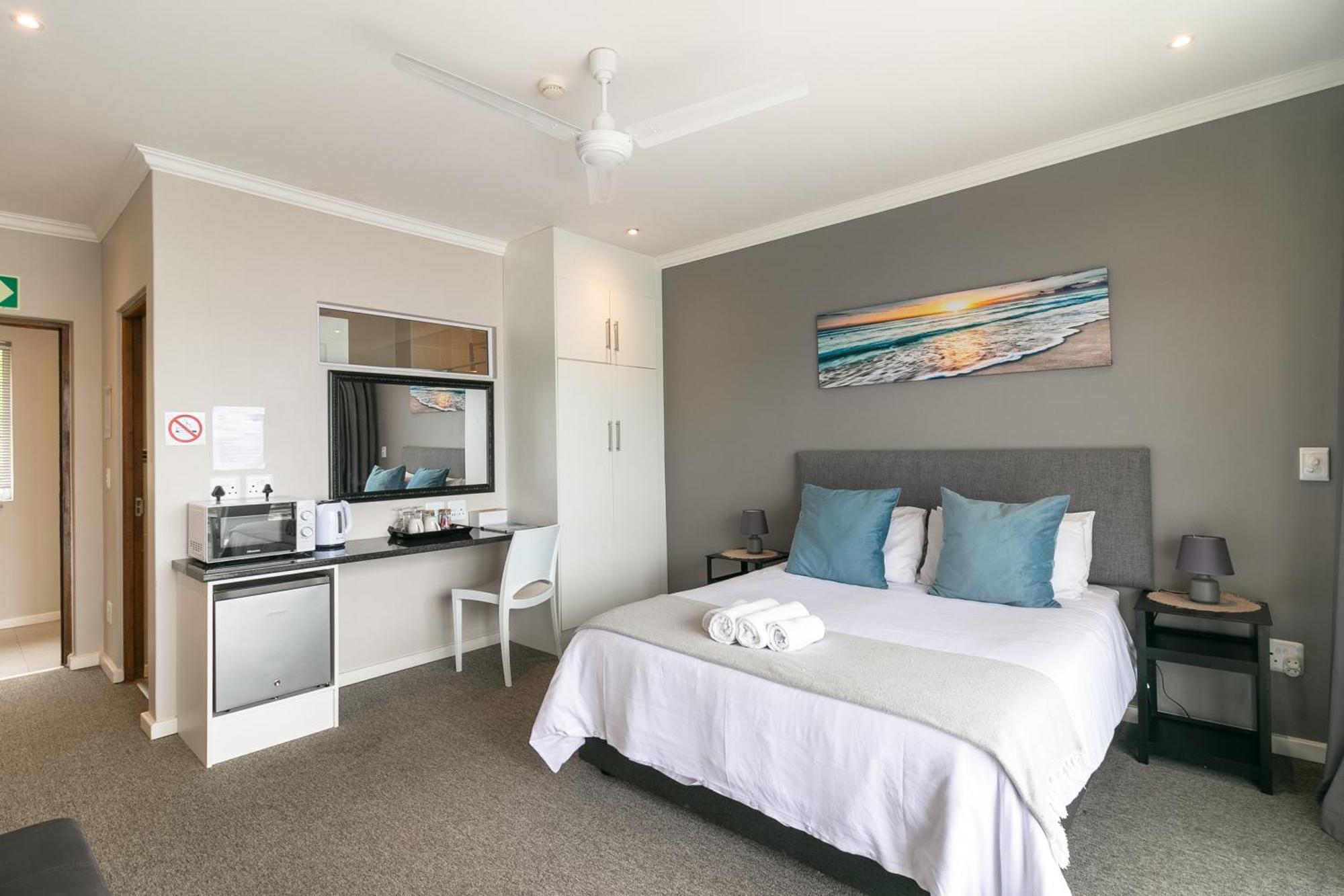 Phoenix Lodge And Waterside Accommodation Knysna Ngoại thất bức ảnh