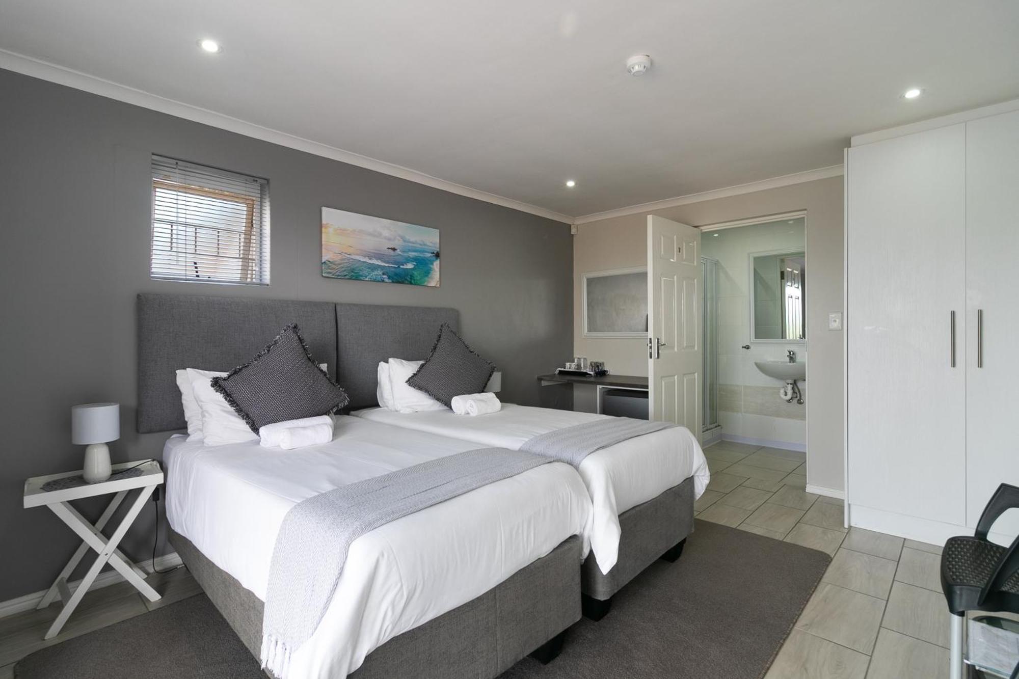 Phoenix Lodge And Waterside Accommodation Knysna Ngoại thất bức ảnh